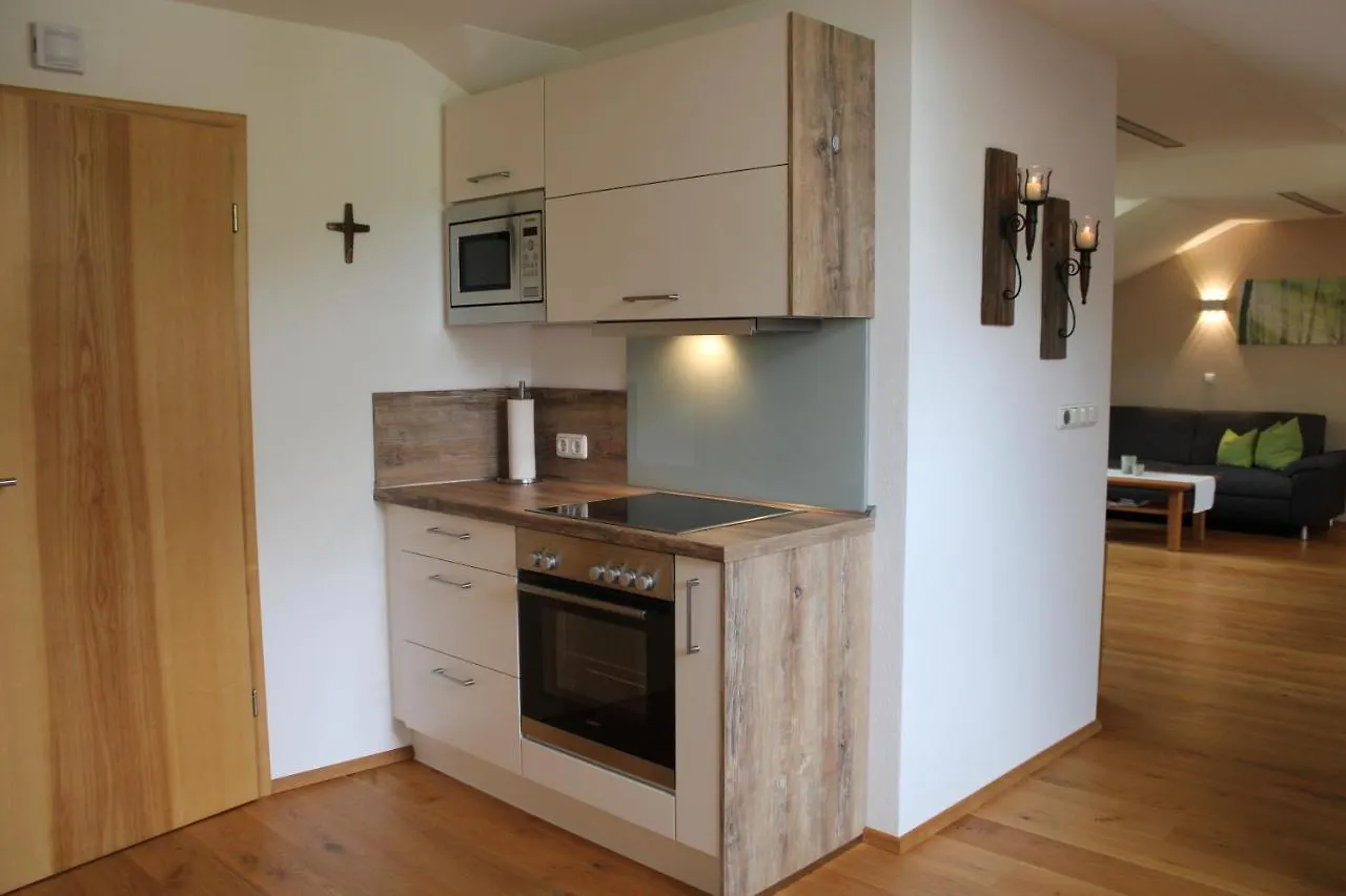 Apartment Ferienwohnung Am Dreiseithof Hauzenberg